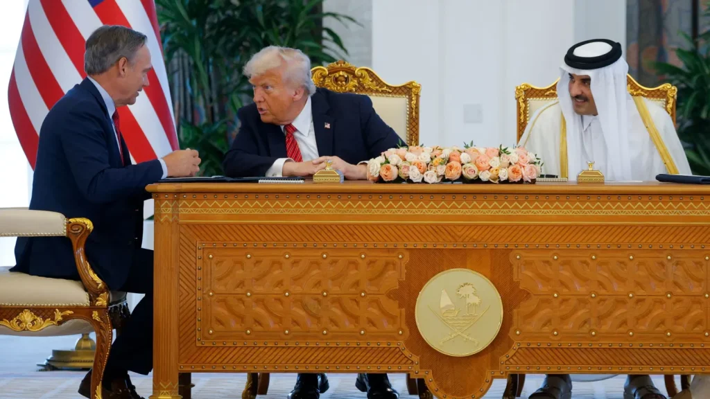pertemuan donald trump dan emir qatar